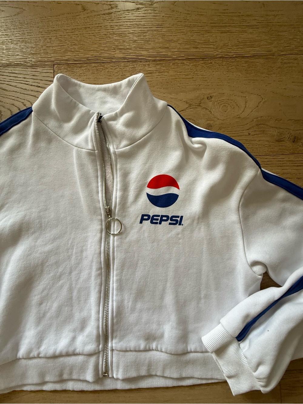 H&M Divided Japanese Pepsi Cropped Jacket Size Medium